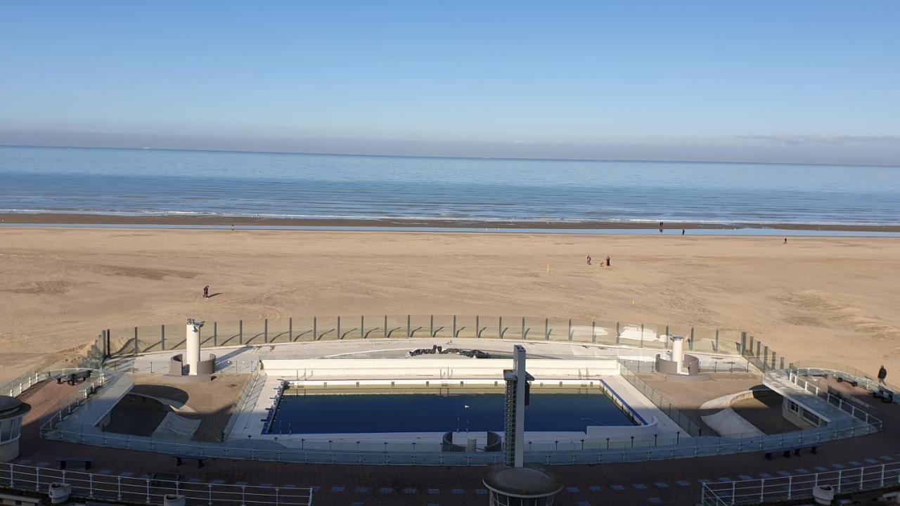 Oostduinkerke Appartement Buitenkant foto
