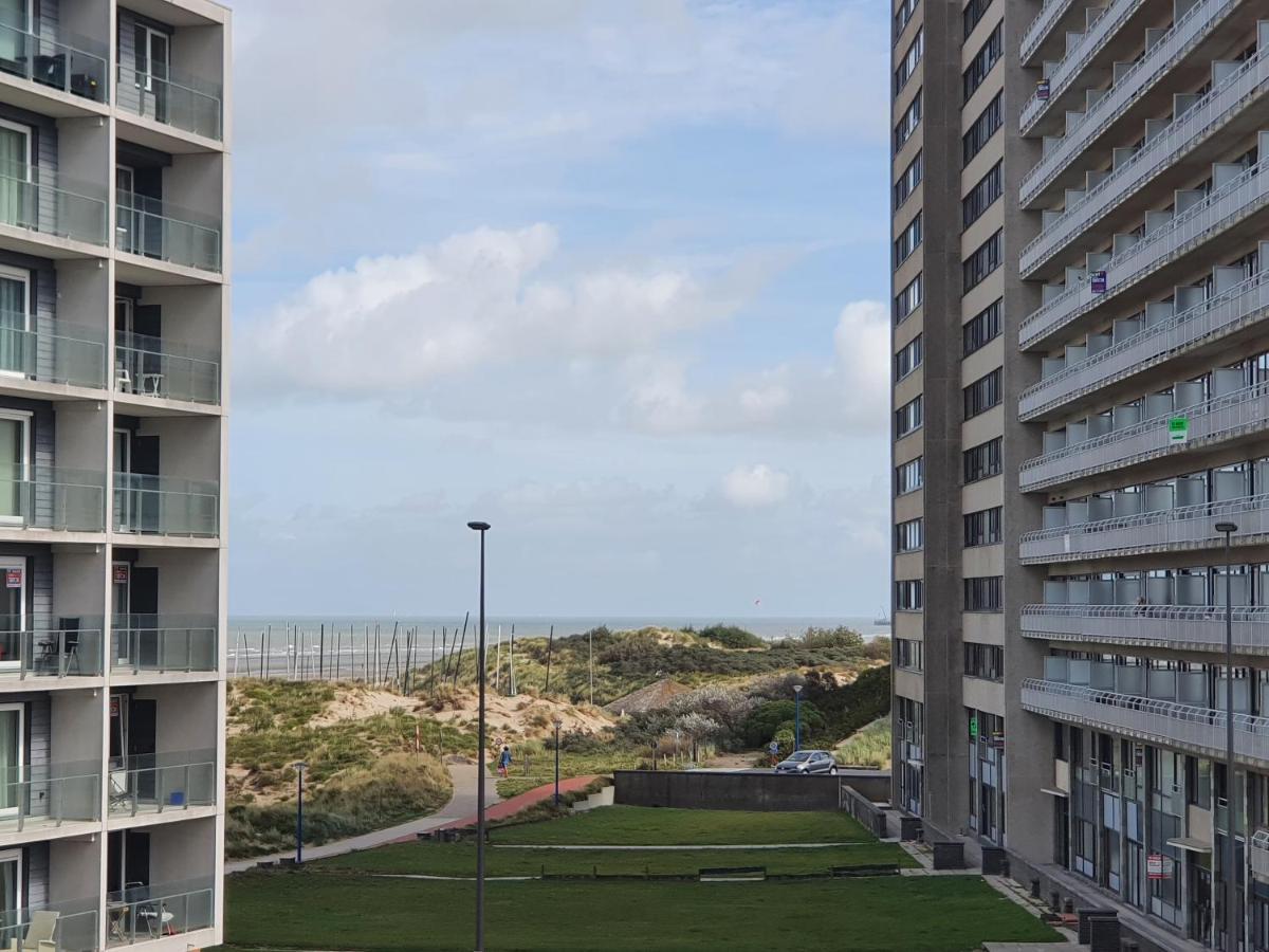 Oostduinkerke Appartement Buitenkant foto