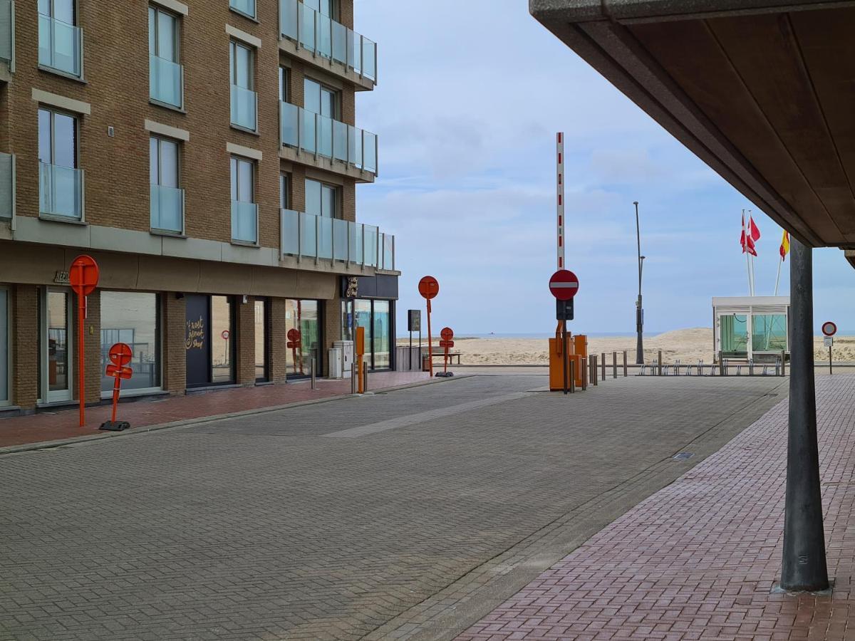 Oostduinkerke Appartement Buitenkant foto