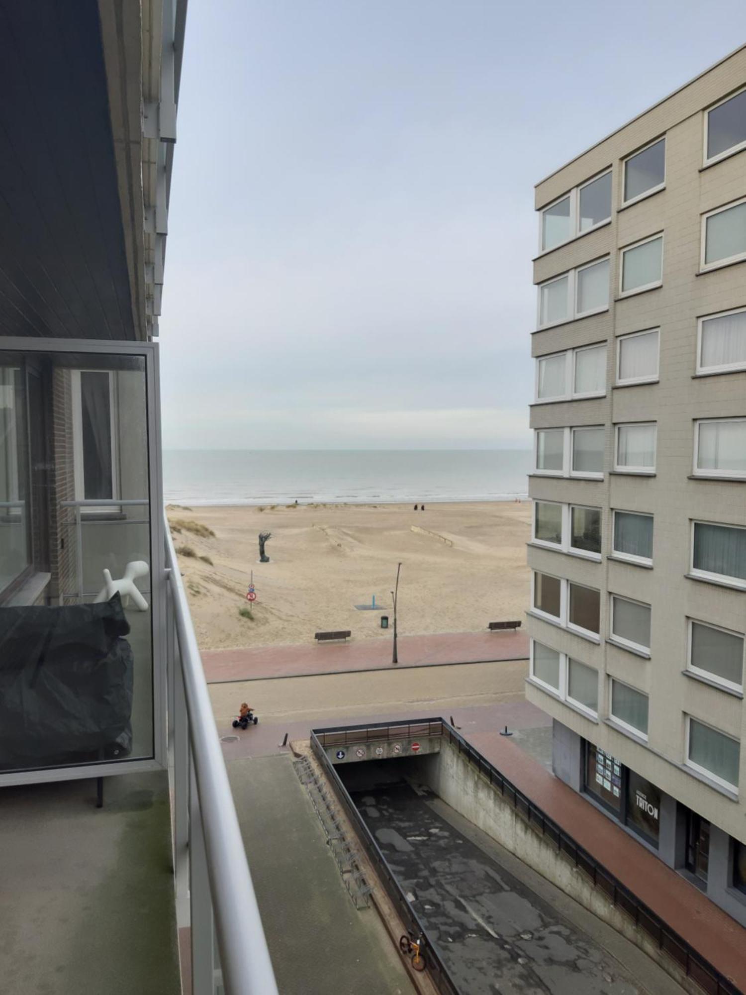 Oostduinkerke Appartement Buitenkant foto