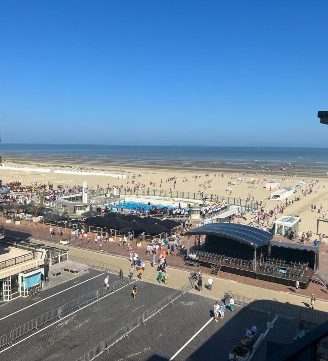 Oostduinkerke Appartement Buitenkant foto